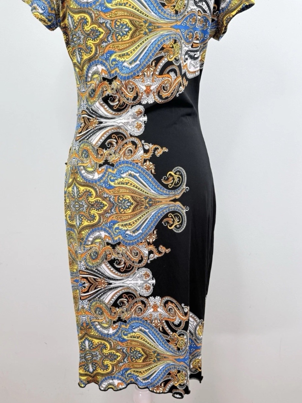 Joseph Ribkoff black paisley sheath dress with ruched side detailing size 10. - Picture 9 of 12
